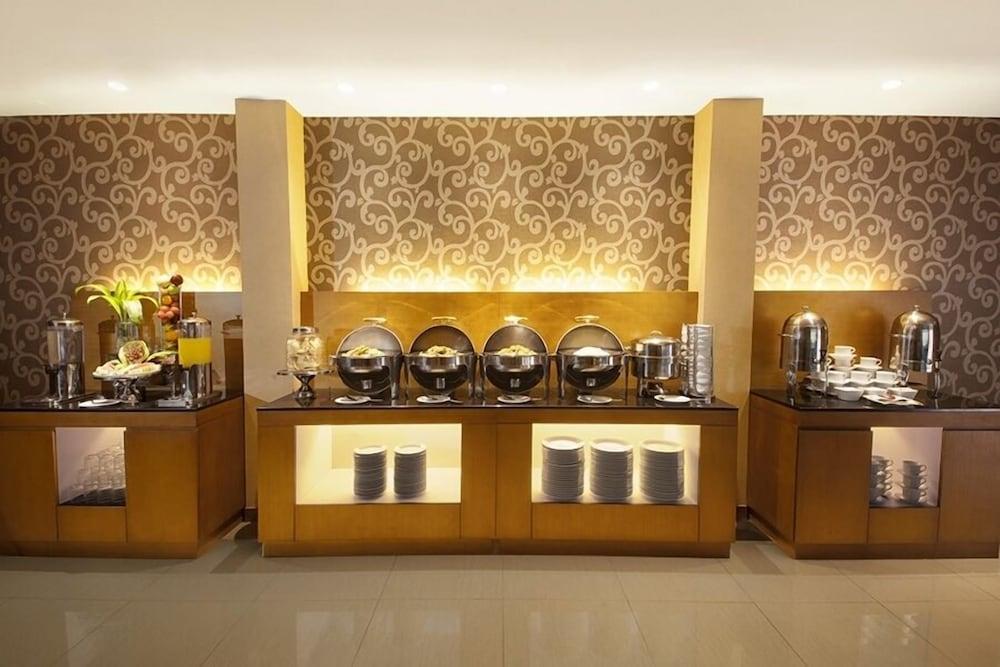 Aveon Express By Daphna International Hotel 3*